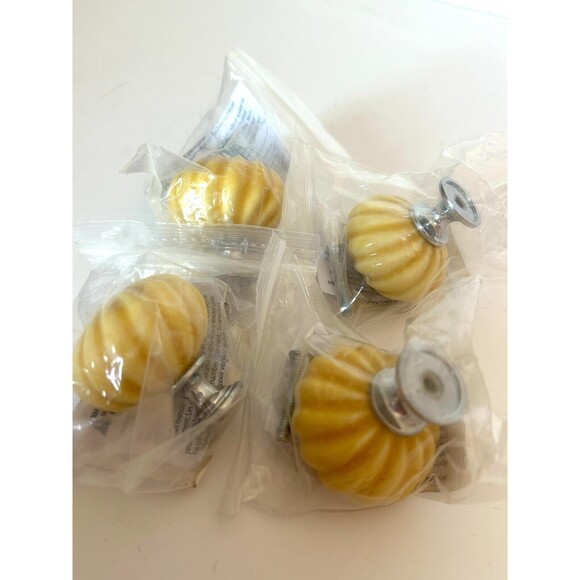 Brainerd Yellow Ceramic Swirl Drawer Cabinet Knobs Set Of 4 NEW 1 3/4 Inch - Picture 3 of 5